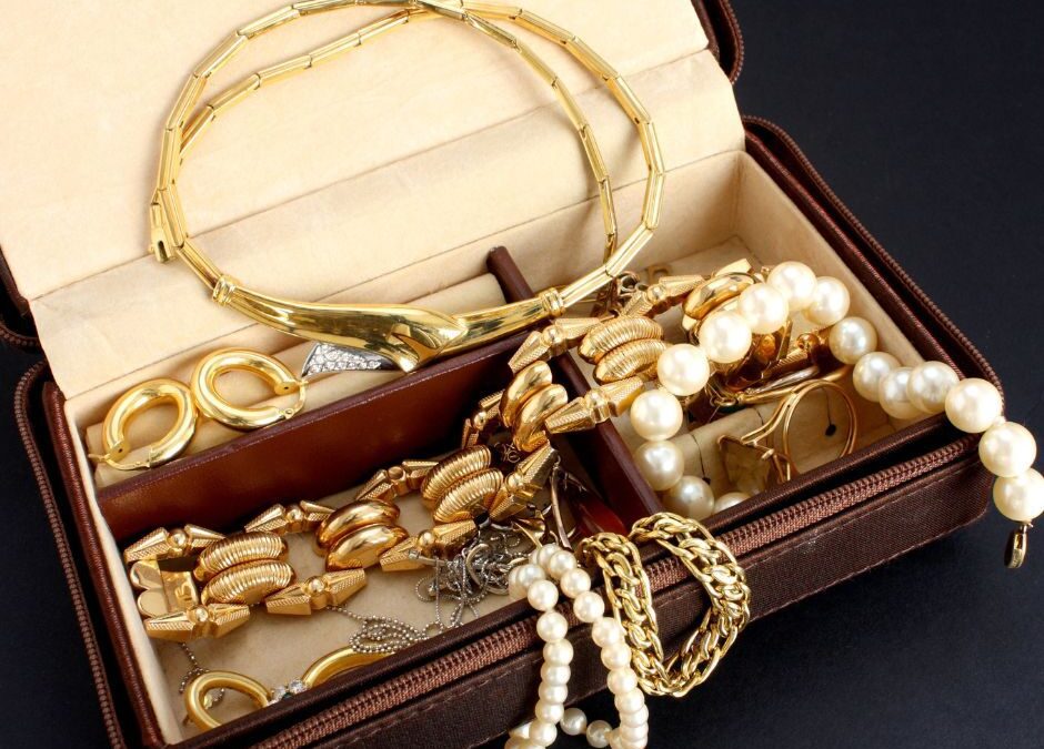 Jewelries